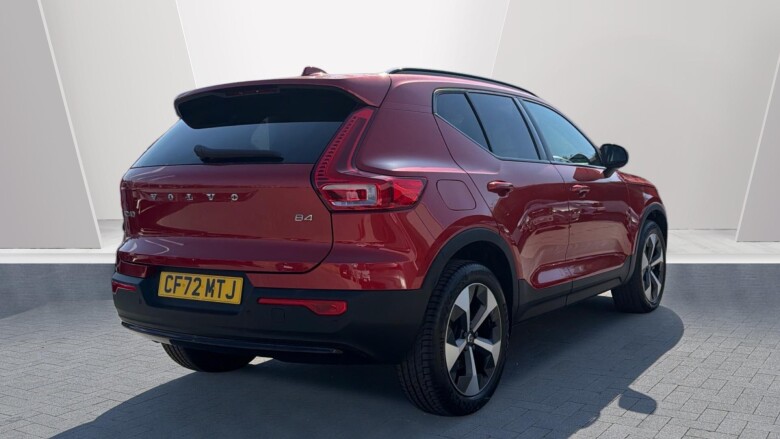 Volvo XC40 2.0 B4P Ultimate Dark 5dr Auto Petrol Estate